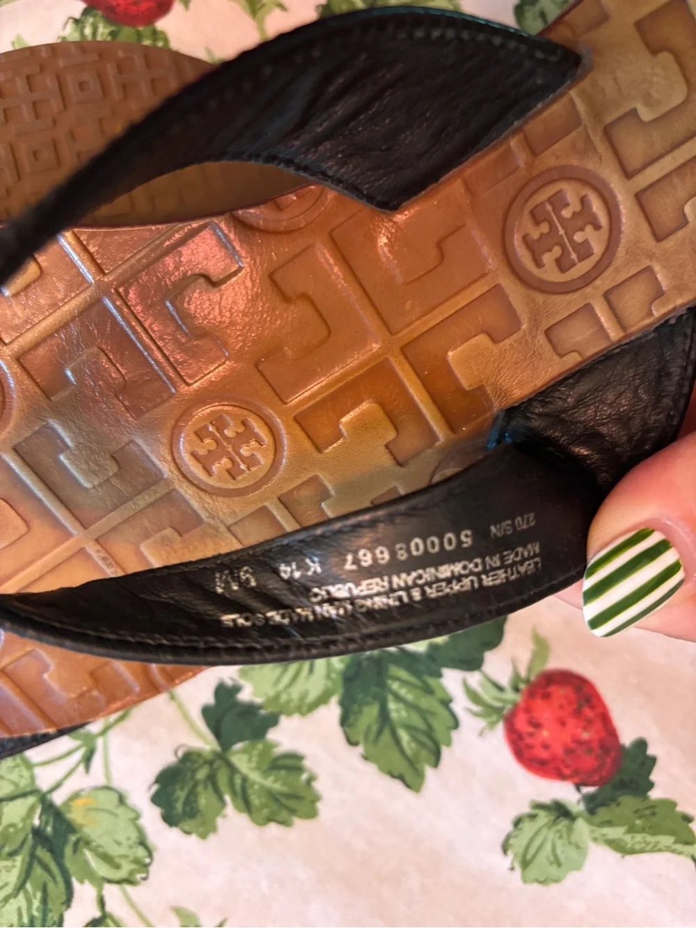 Tory Burch Black Leather Thong Sandals with Gold Logo